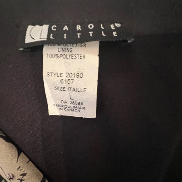 CAROLE LITTLE CAP SLEEVE, V NECK BLACK TOP W/FLORAL DESIGNS SIZE LARGE - Picture 6 of 6